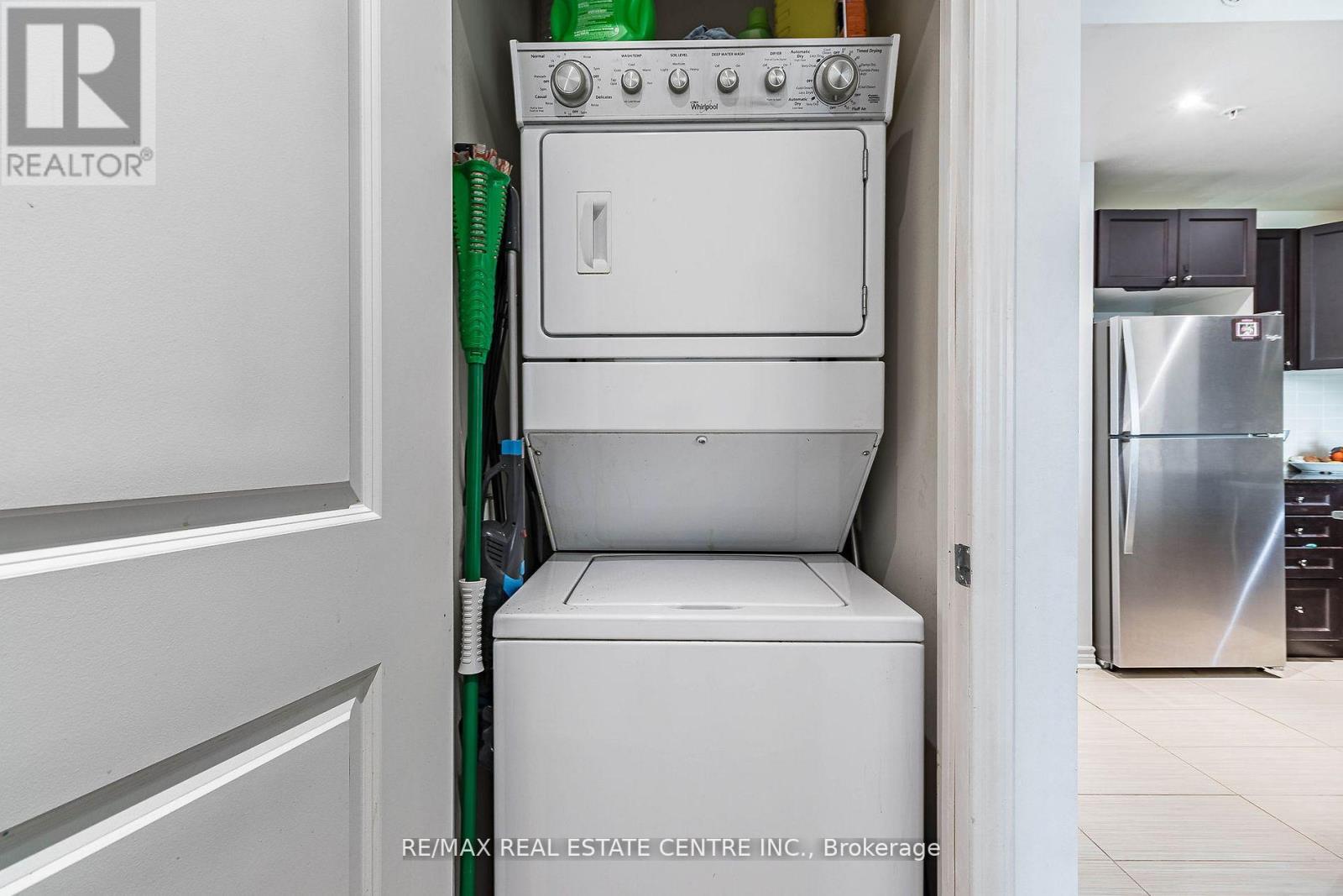 214 - 2522 Keele Street, Toronto, Ontario  M6L 0A2 - Photo 9 - W12726810