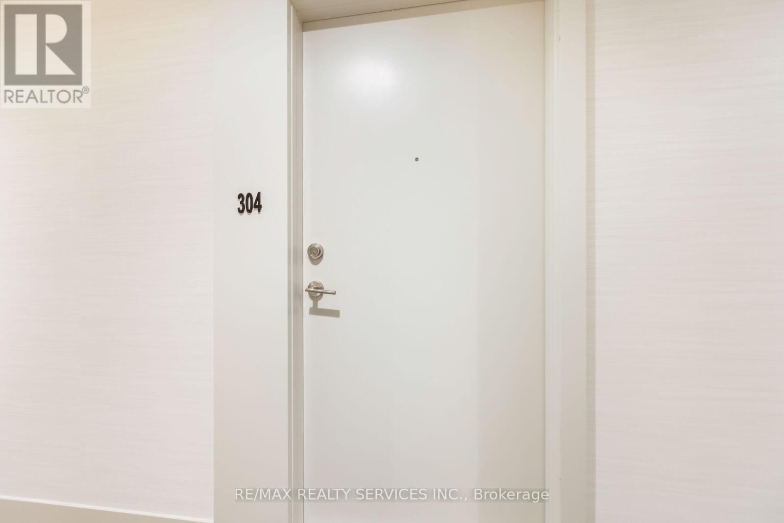 304 - 225 Veterans Drive, Brampton, Ontario  L7A 5L7 - Photo 12 - W12726814