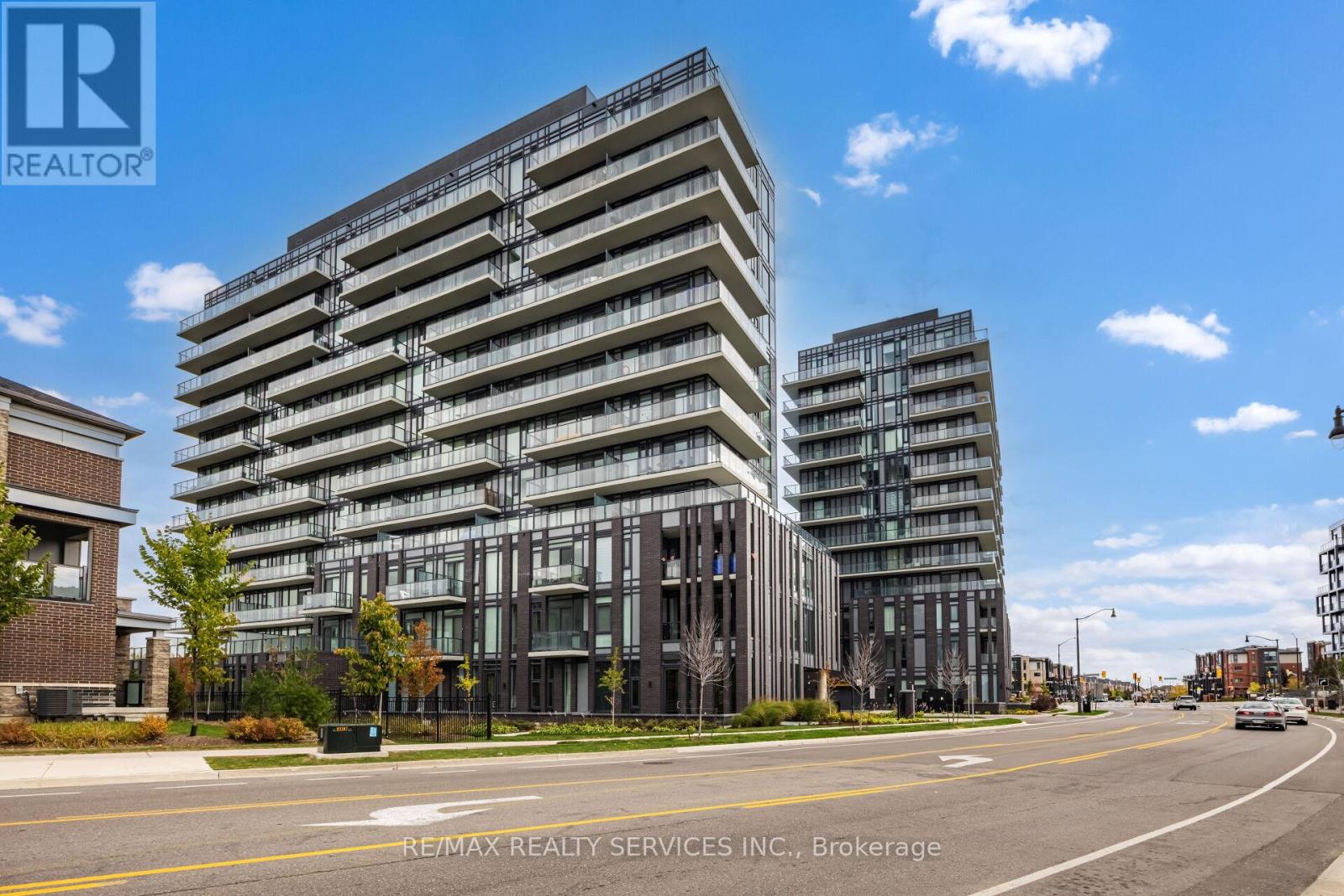 304 - 225 Veterans Drive, Brampton, Ontario  L7A 5L7 - Photo 2 - W12726814