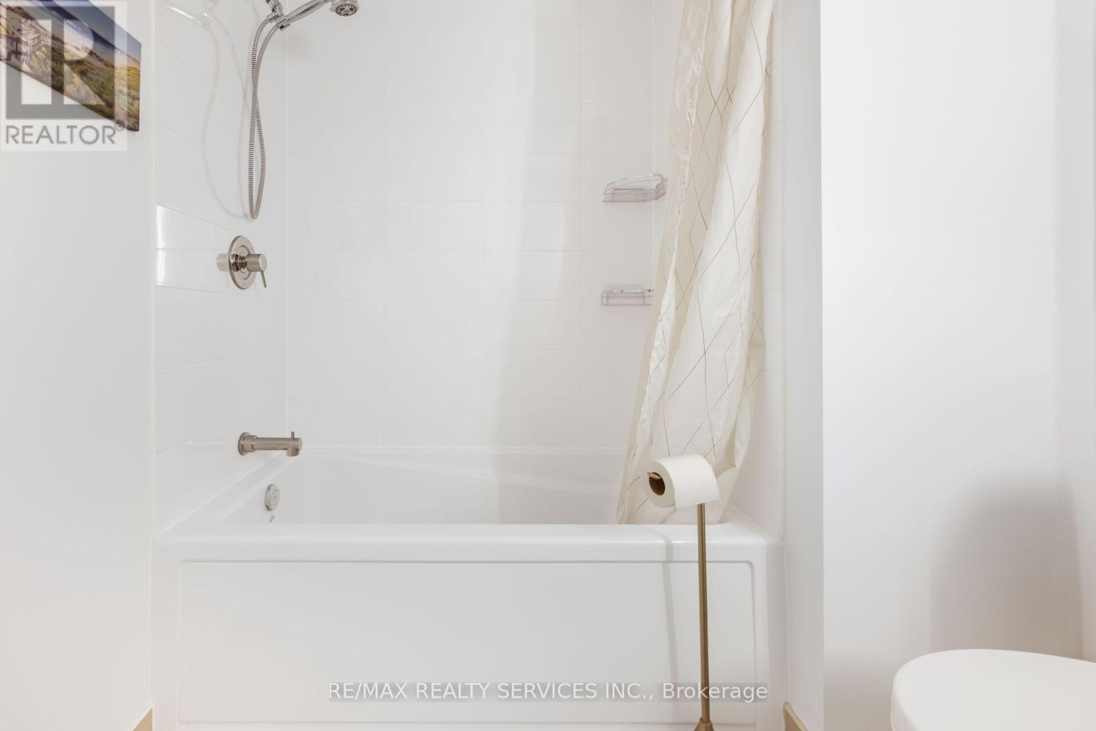 304 - 225 Veterans Drive, Brampton, Ontario  L7A 5L7 - Photo 26 - W12726814