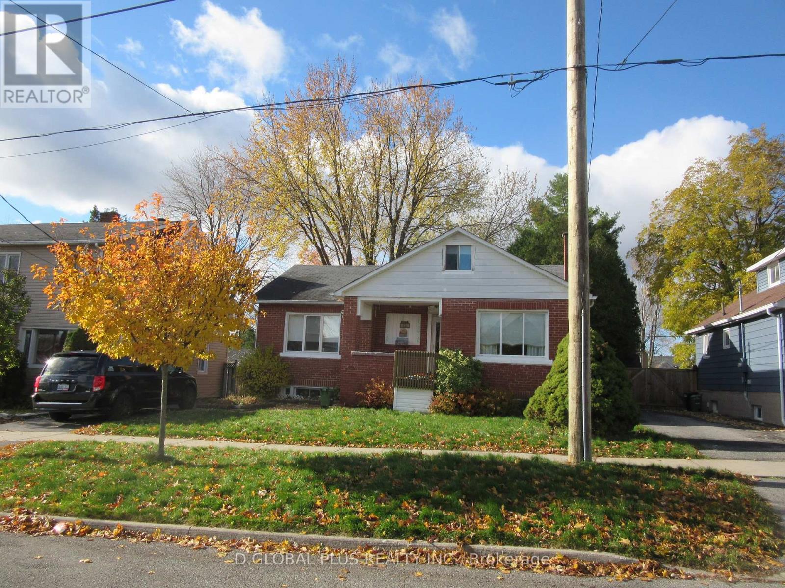 11 DUNBAR AVENUE N, Cornwall, Ontario