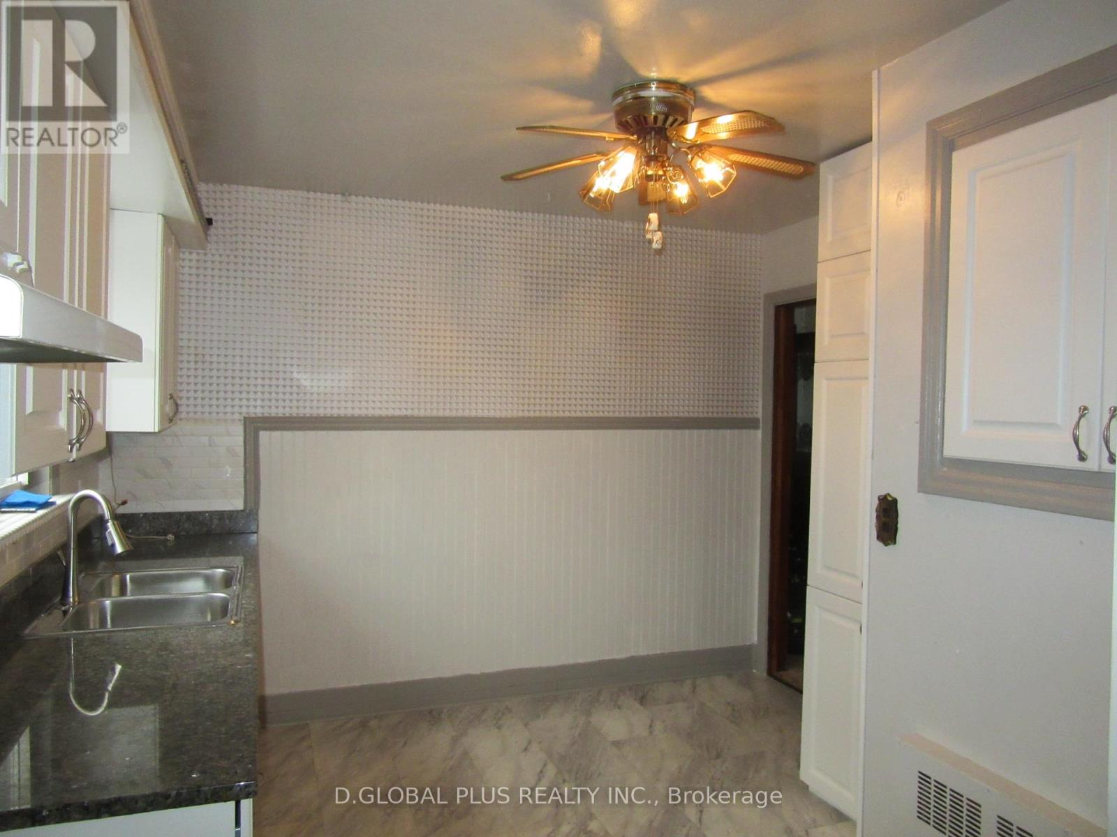 11 Dunbar Avenue N, Cornwall, Ontario  K6H 5M6 - Photo 7 - X12726826