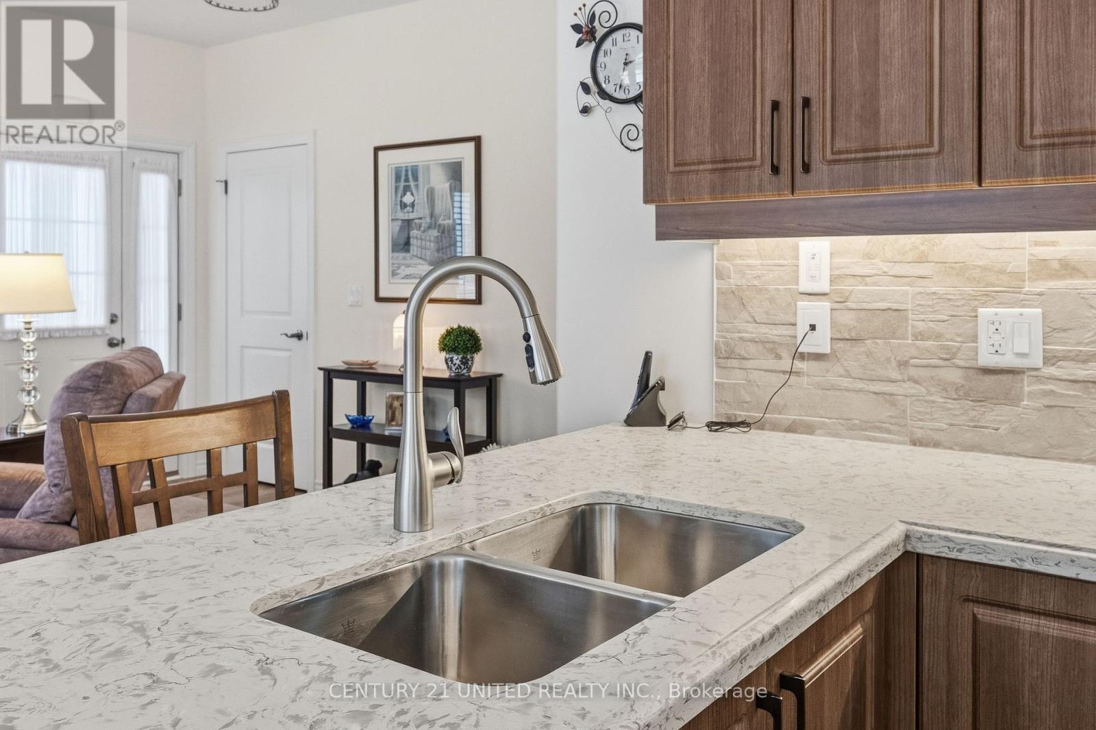 1804 - 300 Croft Street, Port Hope, Ontario  L1A 0E1 - Photo 16 - X12701720