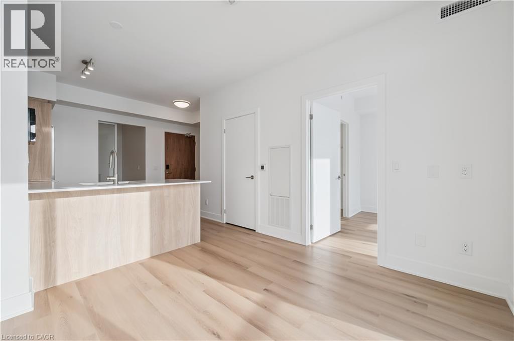 25 Wellington Street S Unit# 1414, Kitchener, Ontario  N2G 0G5 - Photo 8 - 40797363