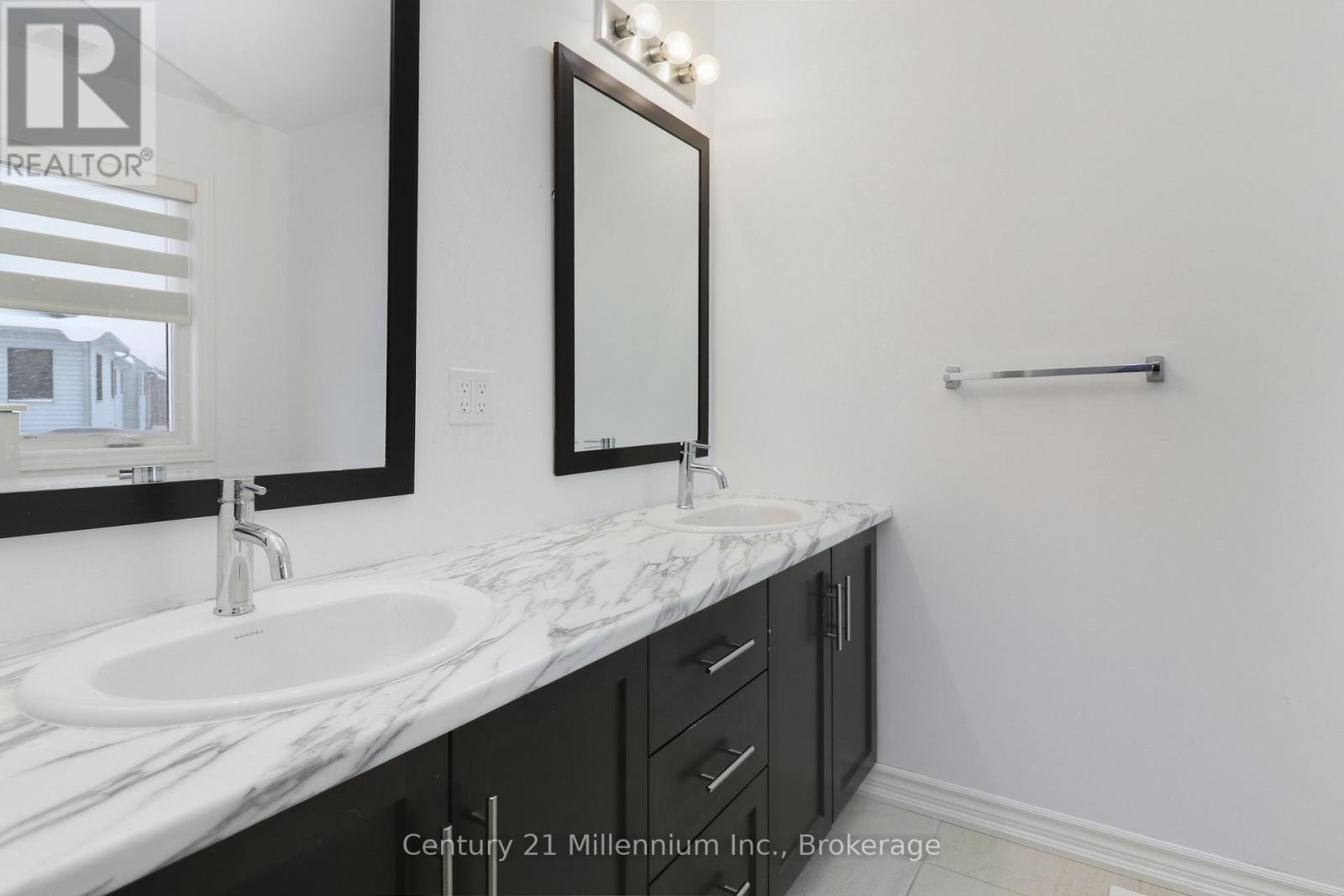 118 Jewel St Street, Blue Mountains, Ontario  N0H 1J0 - Photo 26 - X12726852