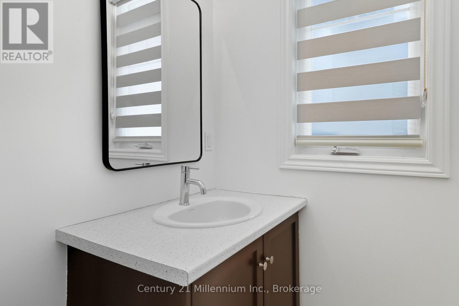 118 Jewel St Street, Blue Mountains, Ontario  N0H 1J0 - Photo 4 - X12726852