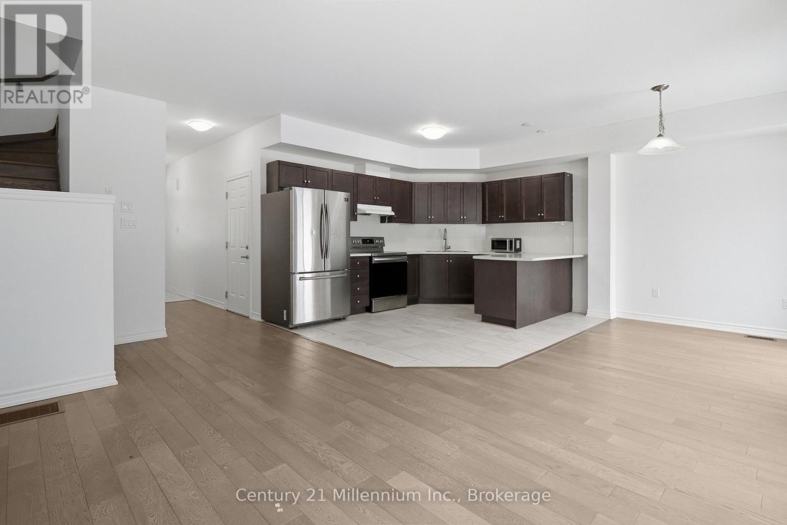 118 Jewel St Street, Blue Mountains, Ontario  N0H 1J0 - Photo 6 - X12726852