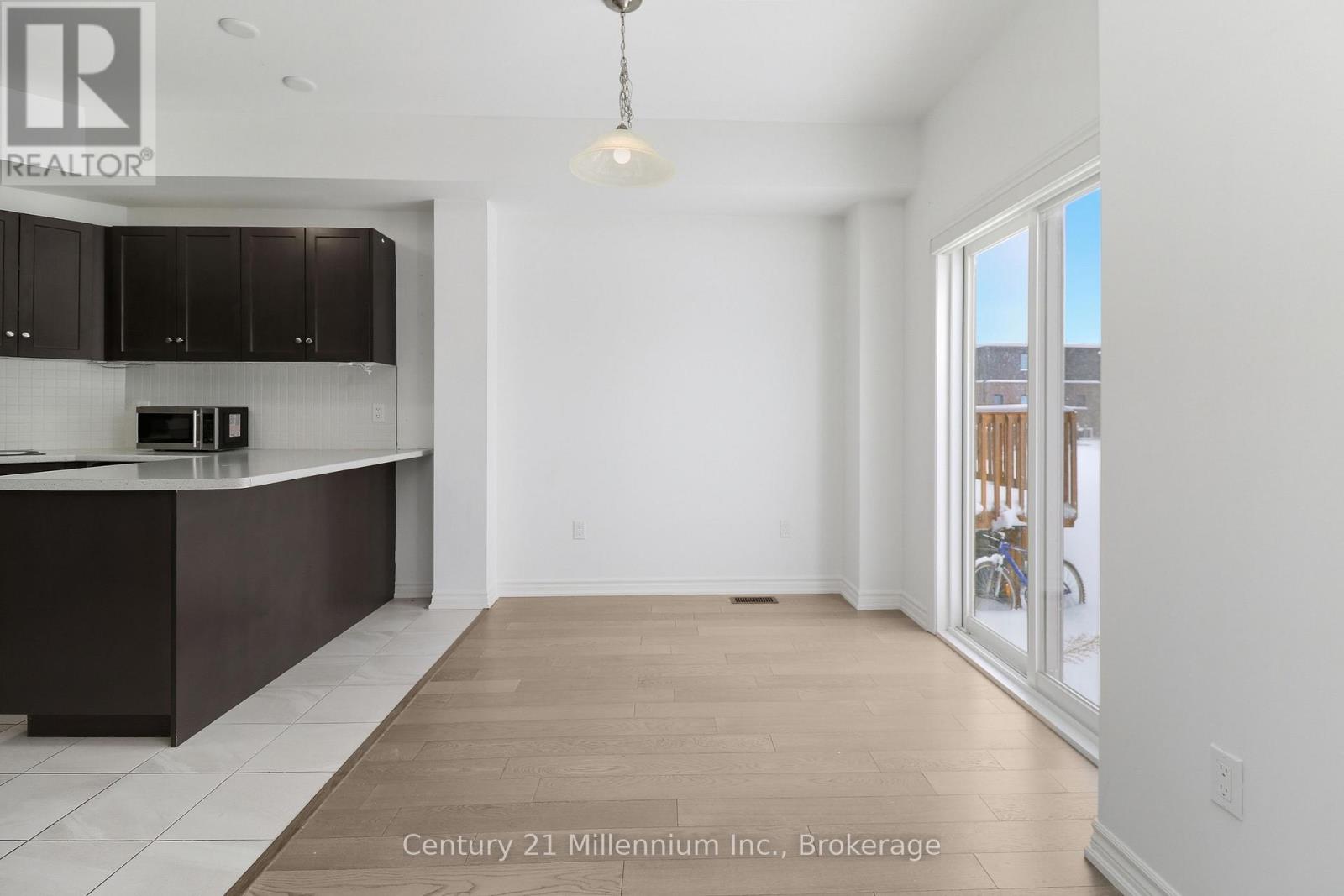 118 Jewel St Street, Blue Mountains, Ontario  N0H 1J0 - Photo 7 - X12726852