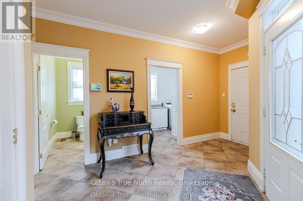 5884 Earlscourt Crescent, Ottawa, Ontario  K4M 1K2 - Photo 19 - X12726836