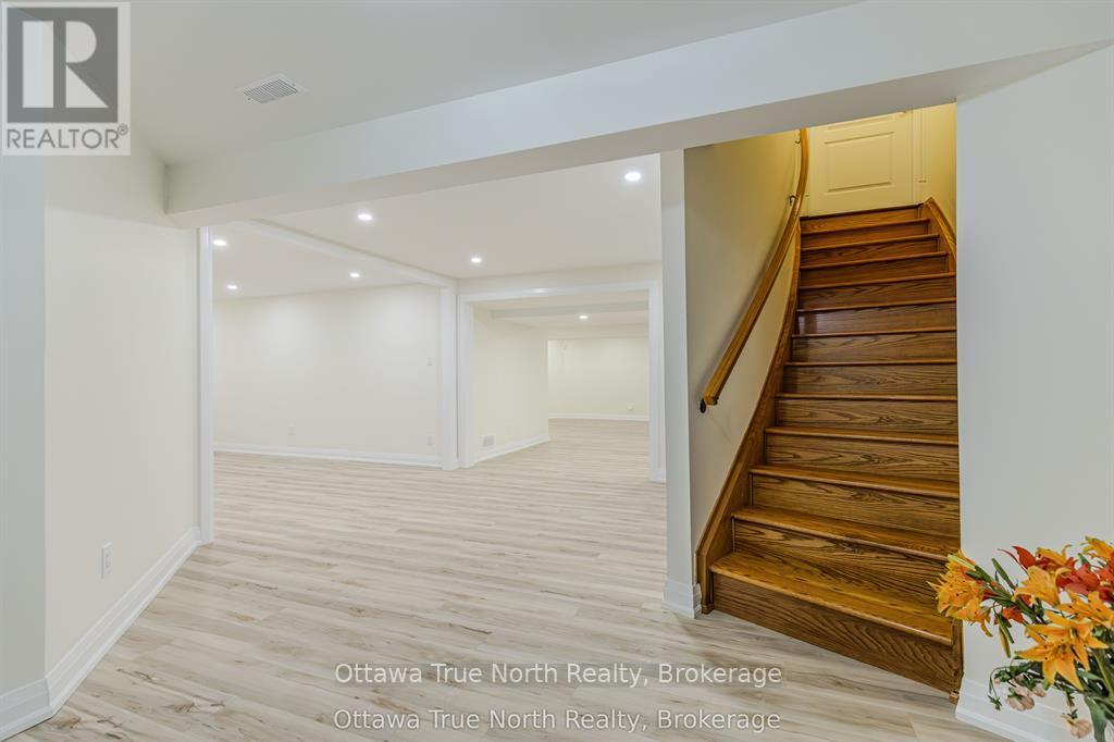 5884 Earlscourt Crescent, Ottawa, Ontario  K4M 1K2 - Photo 42 - X12726836