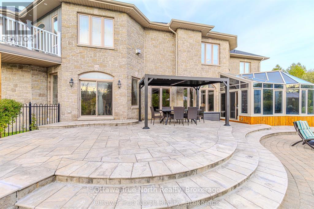 5884 Earlscourt Crescent, Ottawa, Ontario  K4M 1K2 - Photo 49 - X12726836