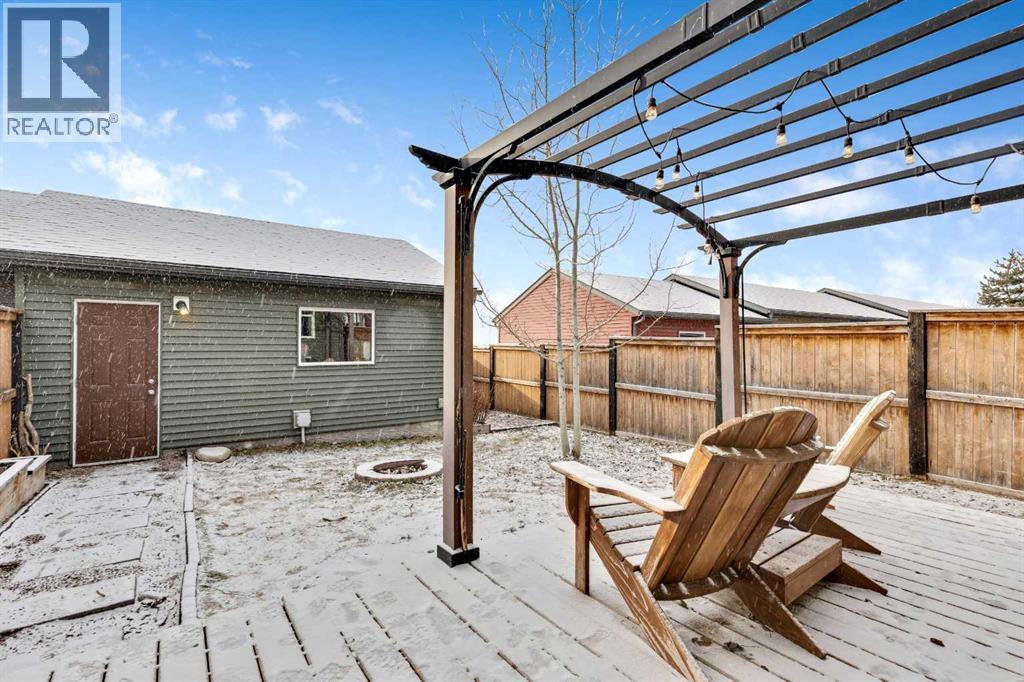 92 Sunvalley Road, Cochrane, Alberta  T4C 0X8 - Photo 17 - A2281365