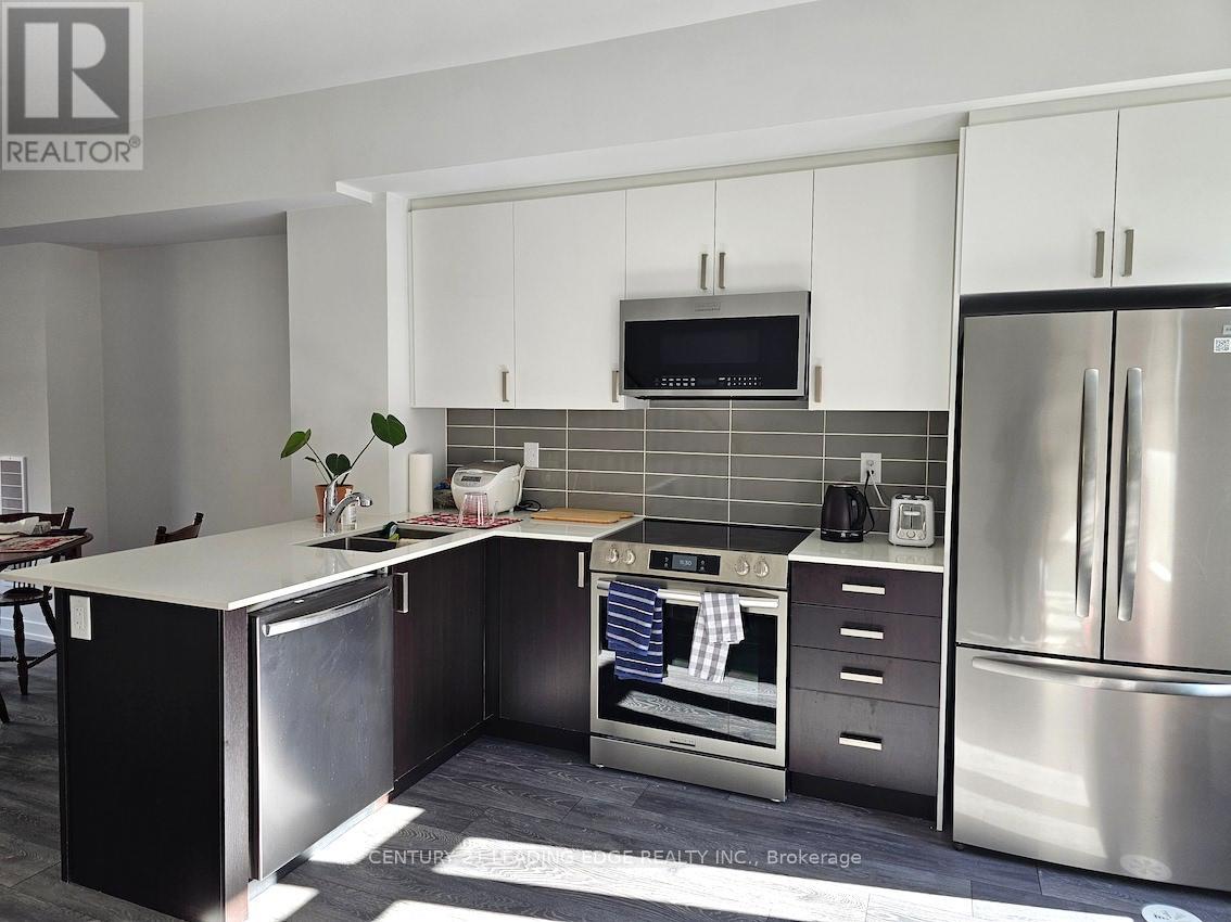 Room2 - 10 Spruce Pines Crescent, Toronto, Ontario  M4A 1C5 - Photo 11 - C12726824