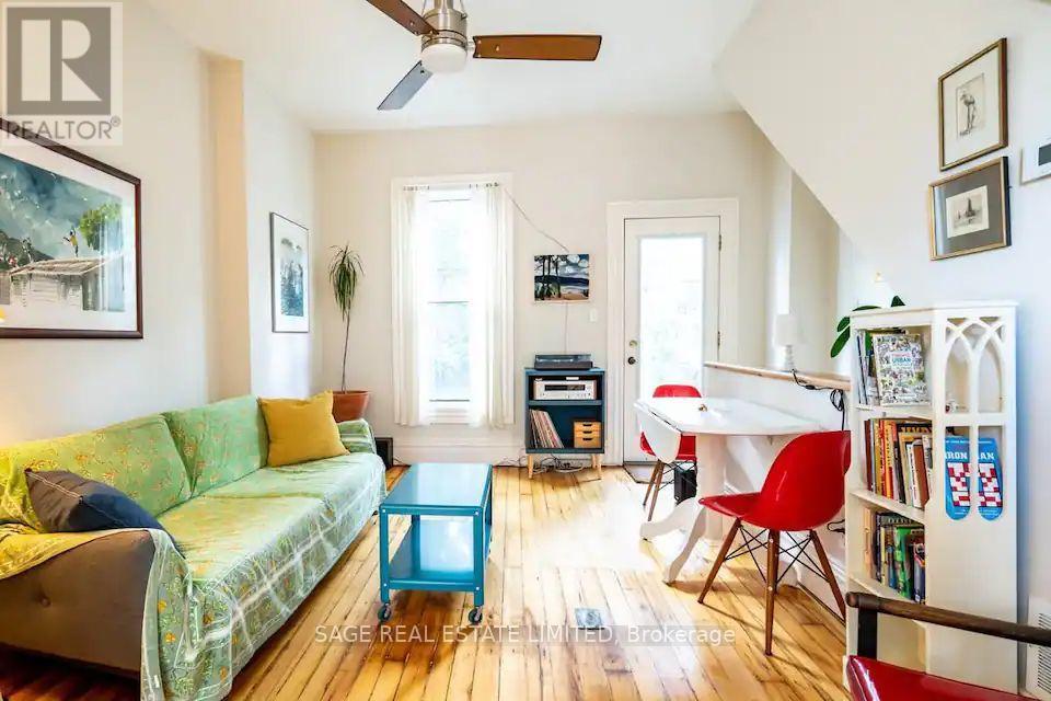 16 FLAGLER STREET, Toronto, Ontario