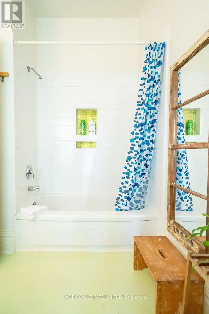 16 Flagler Street, Toronto, Ontario  M4X 1T8 - Photo 11 - C12726832