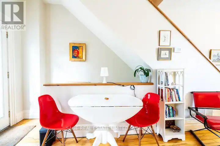 16 Flagler Street, Toronto, Ontario  M4X 1T8 - Photo 4 - C12726832