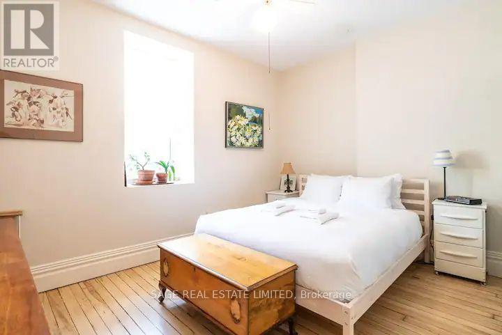 16 Flagler Street, Toronto, Ontario  M4X 1T8 - Photo 8 - C12726832