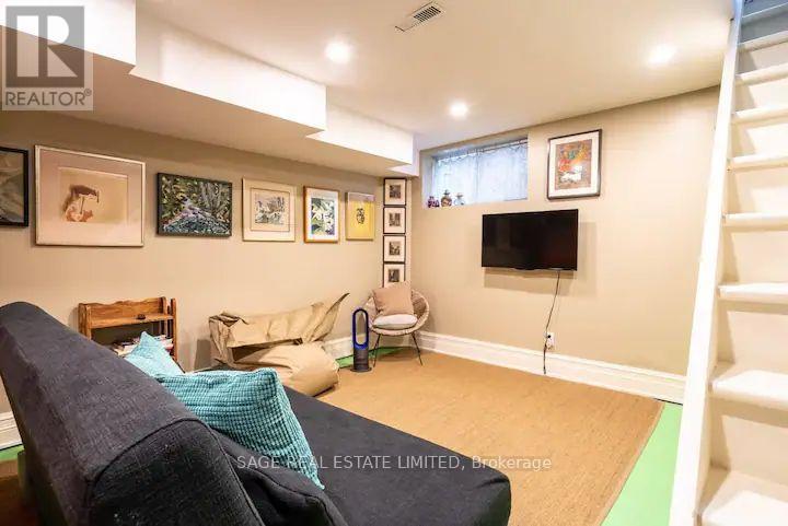 16 Flagler Street, Toronto, Ontario  M4X 1T8 - Photo 9 - C12726832