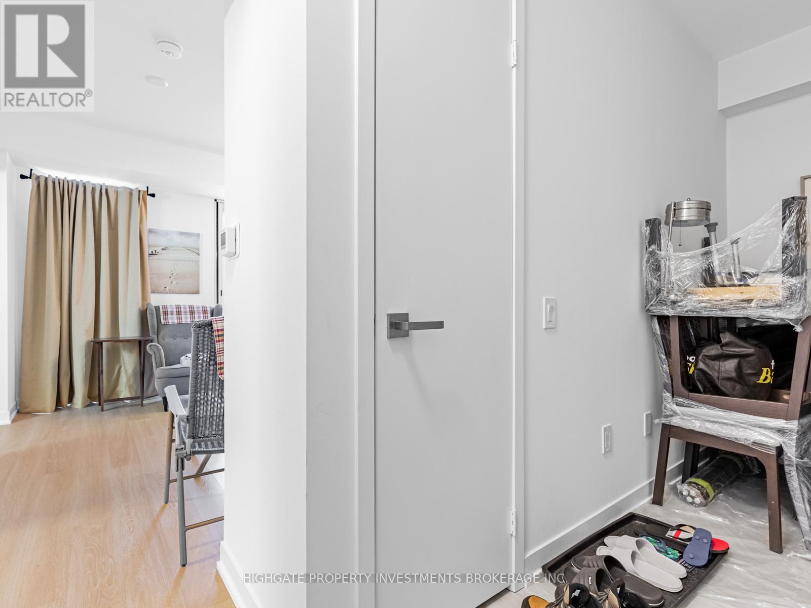 352 - 500 Wilson Avenue, Toronto, Ontario  M3H 0E5 - Photo 2 - C12726850
