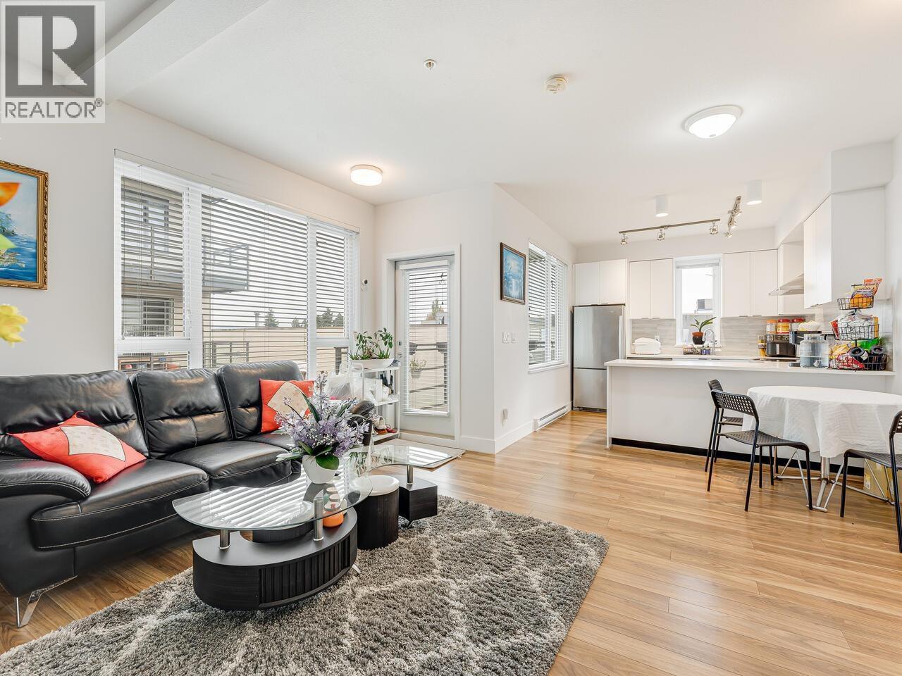 212 5355 Lane Street, Burnaby, British Columbia  V5H 0H1 - Photo 5 - R3073012