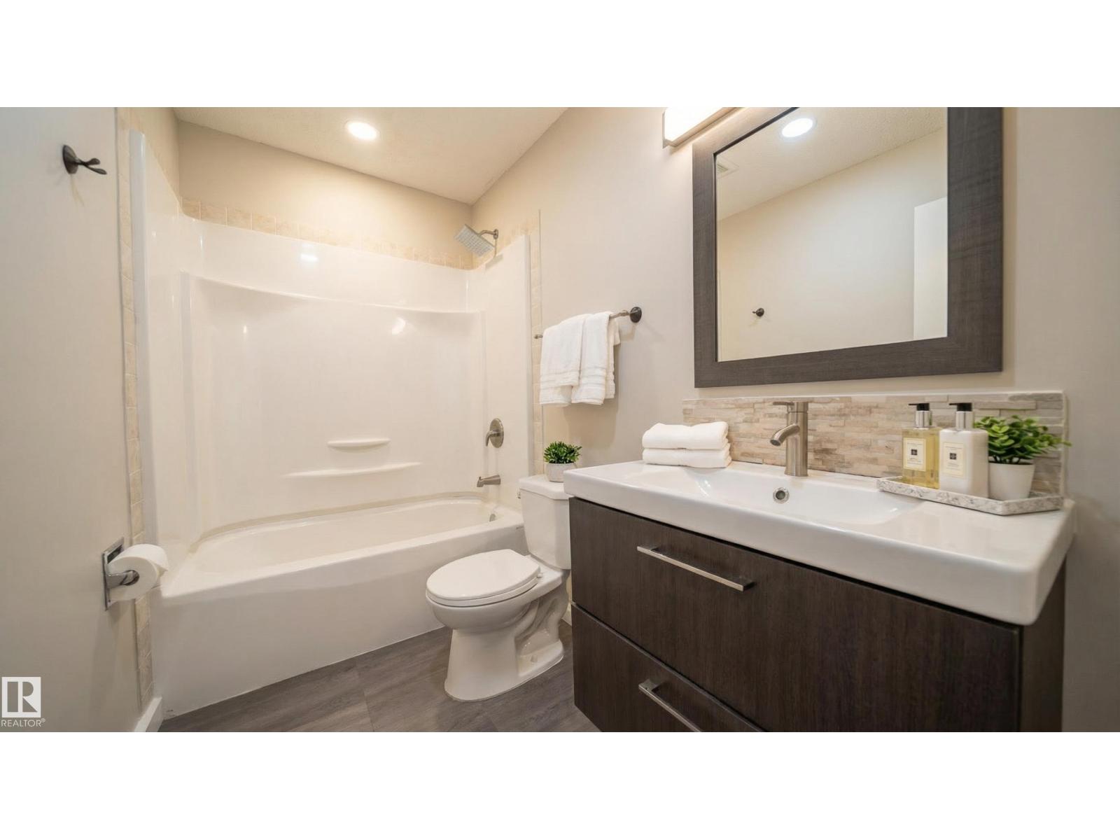 2311 146 Av Nw, Edmonton, Alberta  T5Y 1W4 - Photo 7 - E4470971