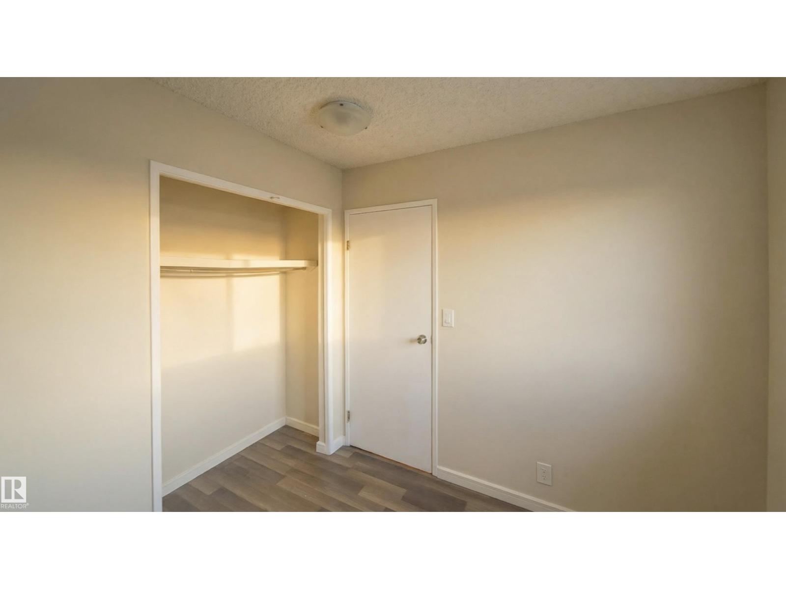 2311 146 Av Nw, Edmonton, Alberta  T5Y 1W4 - Photo 8 - E4470971