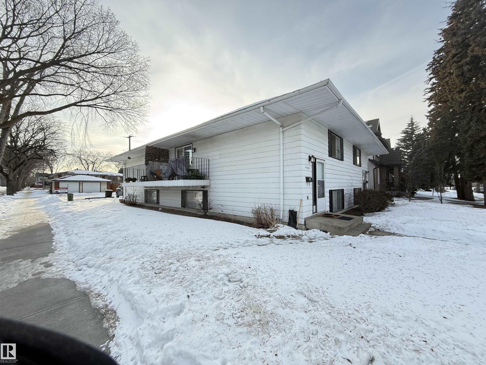 7810 91 St Nw, Edmonton, Alberta  T6C 4K4 - Photo 3 - E4470972