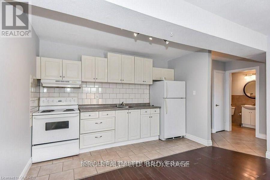 766 Walter Street, Cambridge, Ontario  N3H 4P3 - Photo 6 - X12726840