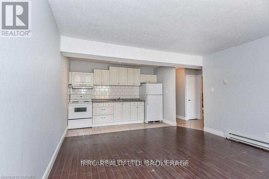 766 Walter Street, Cambridge, Ontario  N3H 4P3 - Photo 7 - X12726840