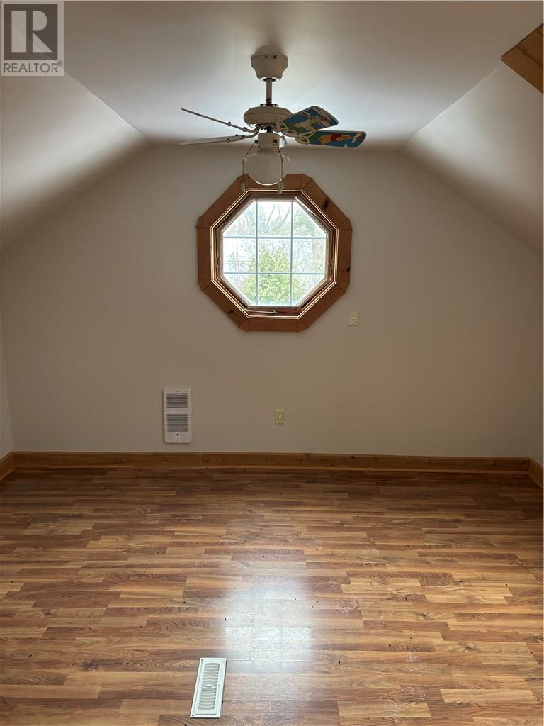 16 Robinson Street W, Little Current, Ontario  P0P 1K0 - Photo 13 - 2126115