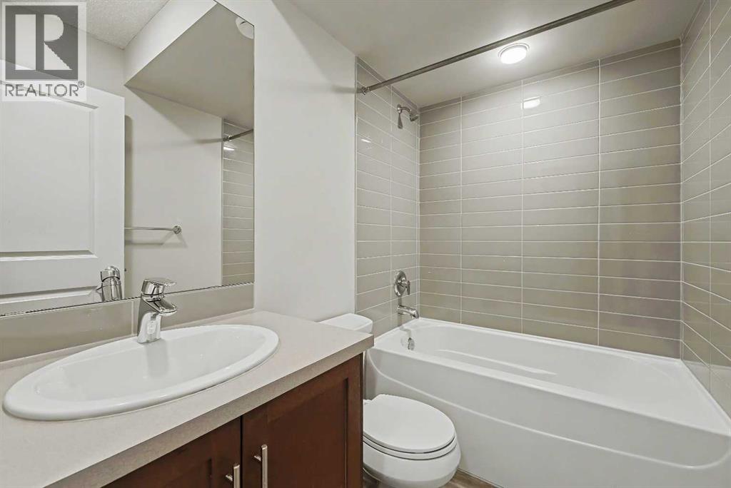 120 Carringvue Way Nw, Calgary, Alberta  T3P 1K6 - Photo 35 - A2279083