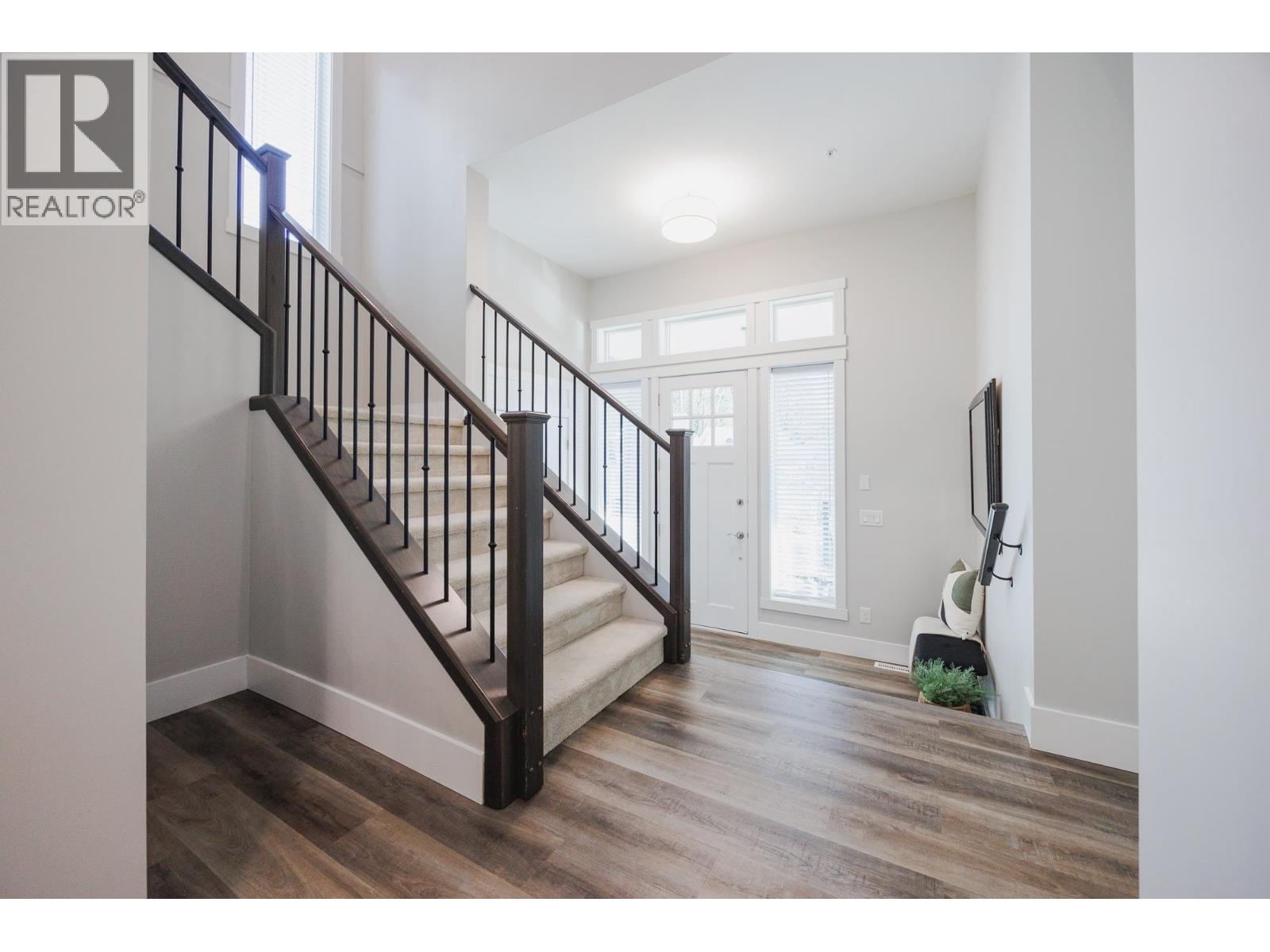 13533 Nelson Peak Drive, Maple Ridge, British Columbia  V4R 0G1 - Photo 3 - R3082798