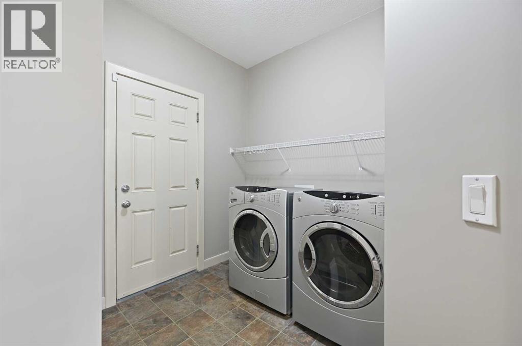 229 Bridlerange Place Sw, Calgary, Alberta  T2Y 0K8 - Photo 14 - A2281020