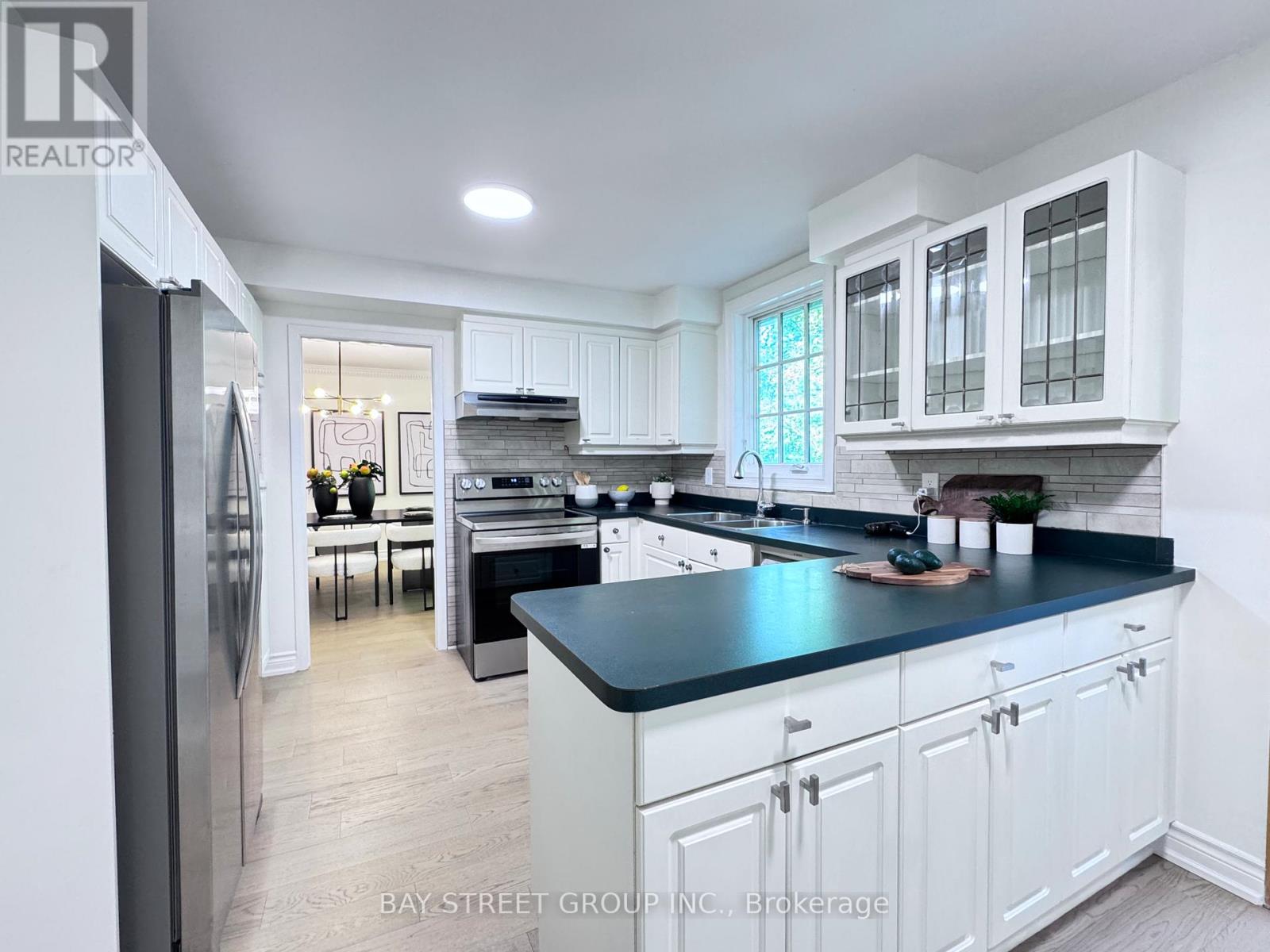 37 Abbeywood Trail, Toronto, Ontario  M3B 3B4 - Photo 21 - C12717524