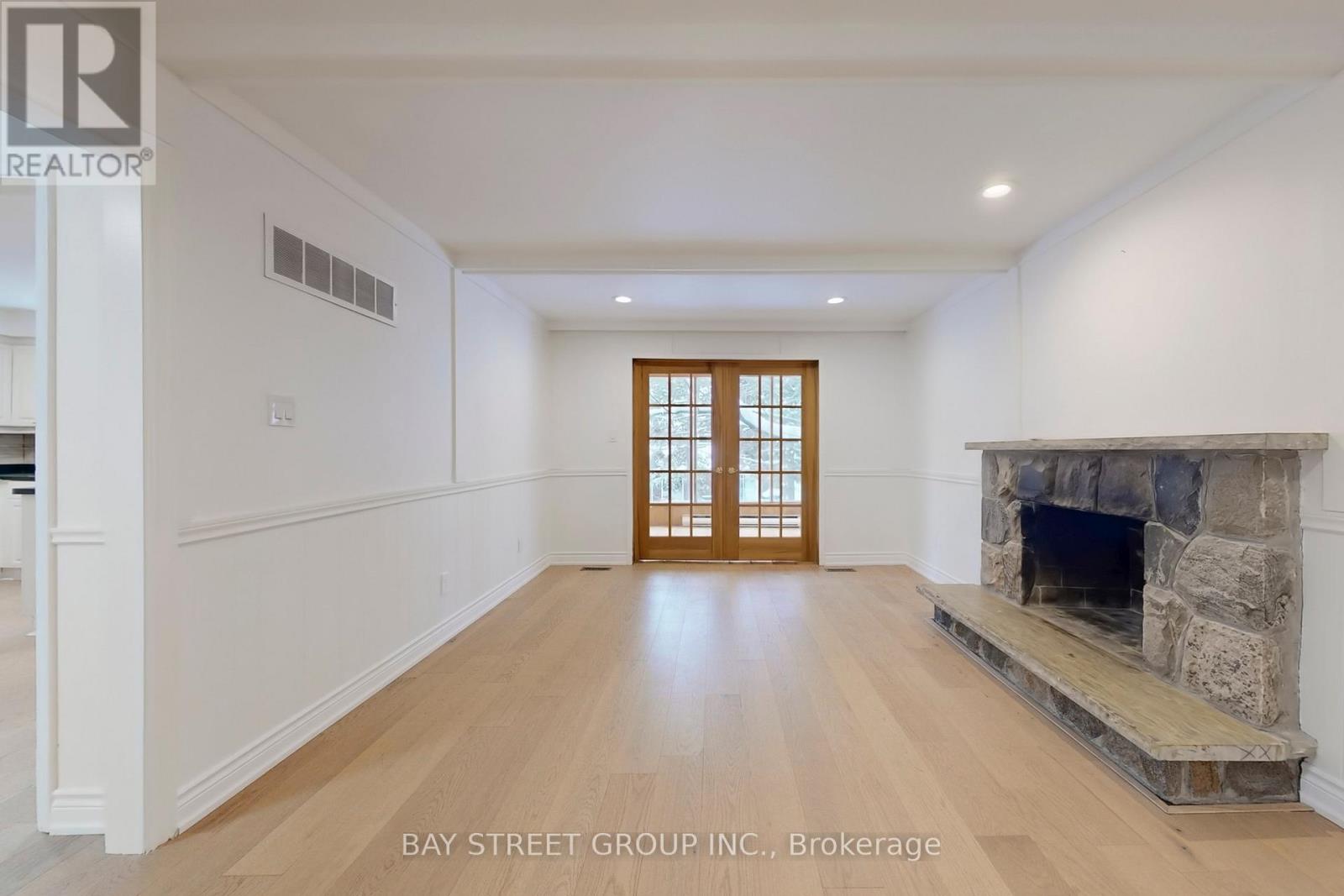 37 Abbeywood Trail, Toronto, Ontario  M3B 3B4 - Photo 15 - C12717524