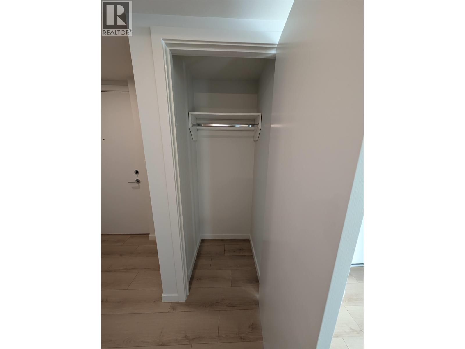 7fl 311 Alderson Avenue, Coquitlam, British Columbia  V3K 0K3 - Photo 12 - R3082820