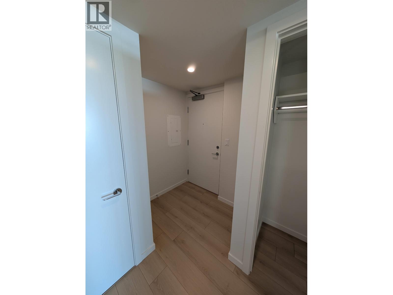 7fl 311 Alderson Avenue, Coquitlam, British Columbia  V3K 0K3 - Photo 13 - R3082820