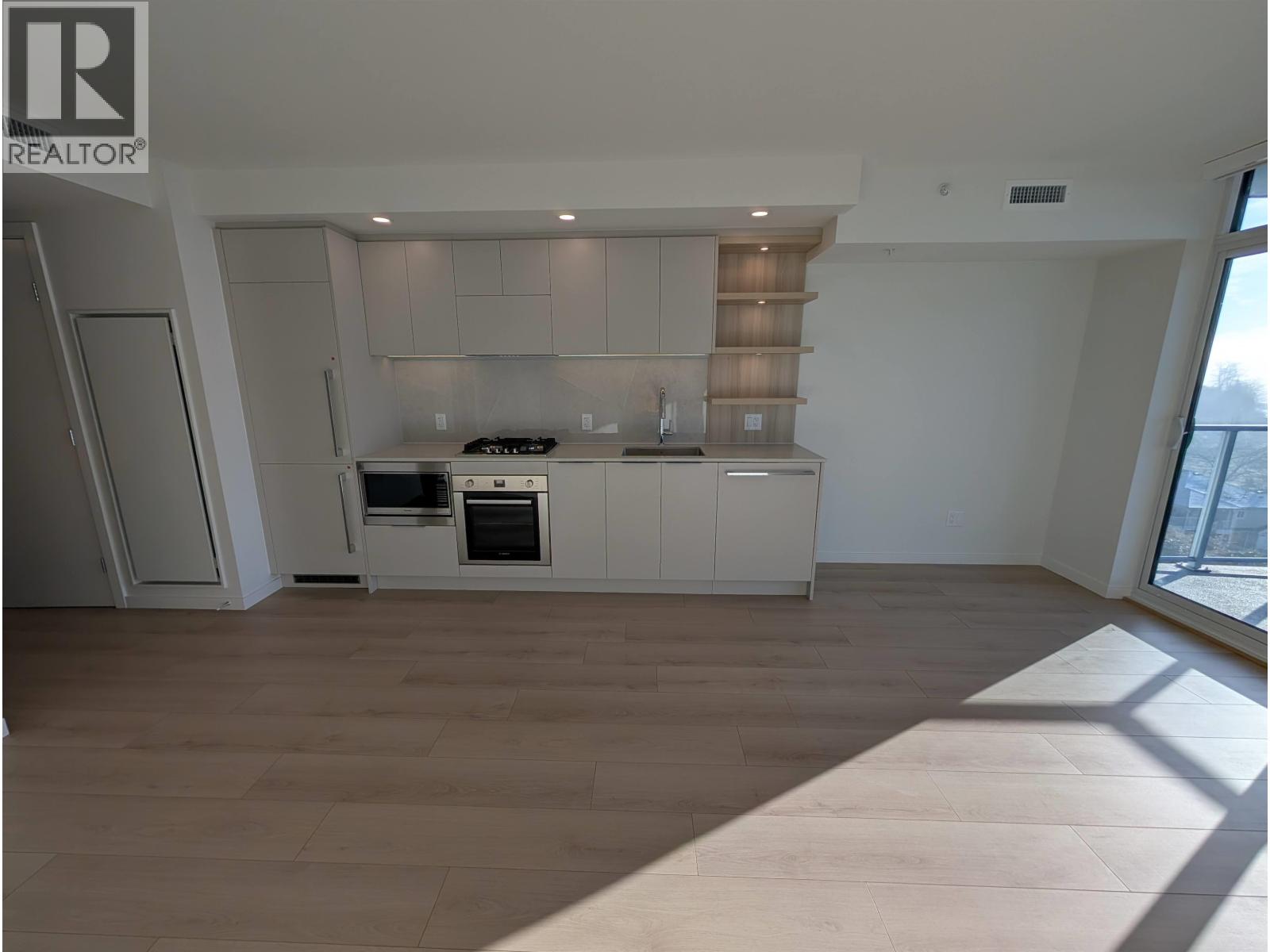 7fl 311 Alderson Avenue, Coquitlam, British Columbia  V3K 0K3 - Photo 3 - R3082820