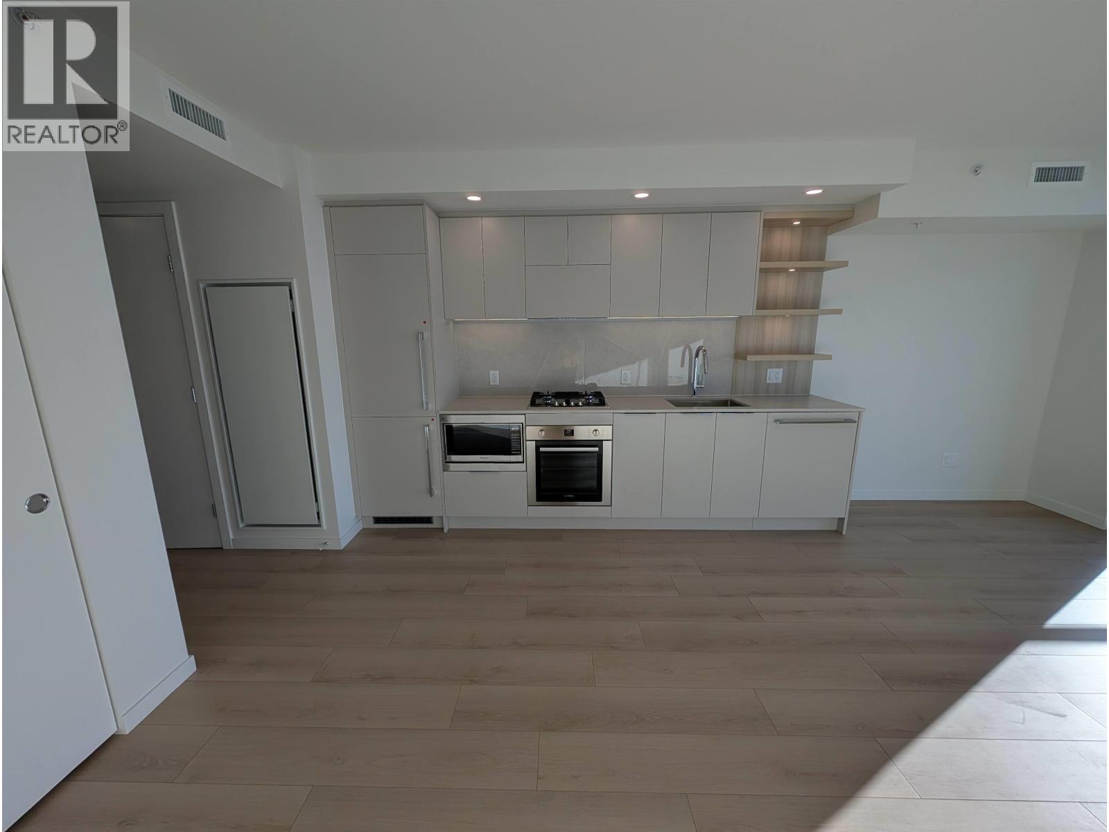 7fl 311 Alderson Avenue, Coquitlam, British Columbia  V3K 0K3 - Photo 7 - R3082820