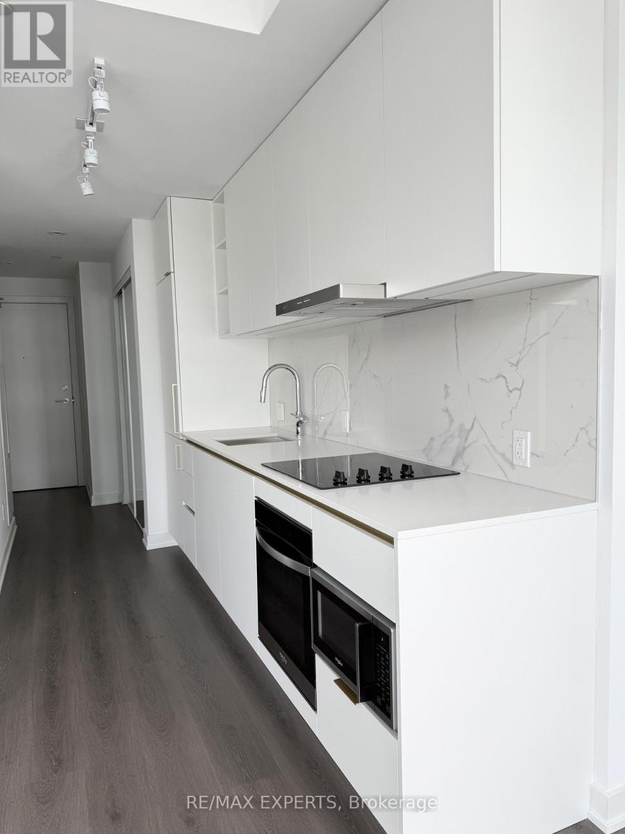 4606 - 8 Wellesley Street W, Toronto, Ontario  M4Y 1E7 - Photo 10 - C12726872