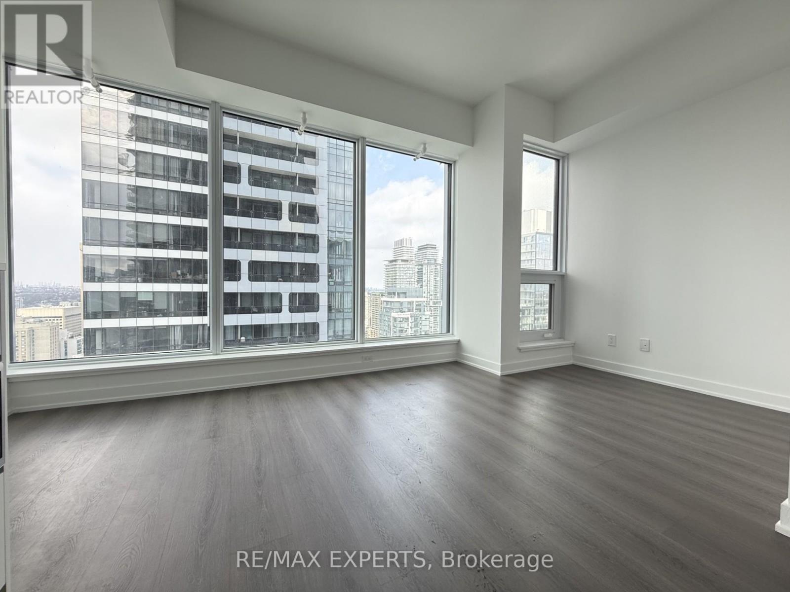 4606 - 8 Wellesley Street W, Toronto, Ontario  M4Y 1E7 - Photo 7 - C12726872