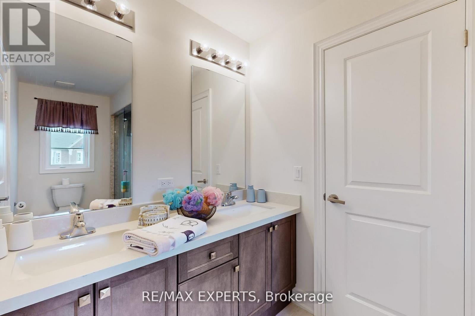 167 Frederick Pearson Street, East Gwillimbury, Ontario  L9N 0Y8 - Photo 30 - N12726880