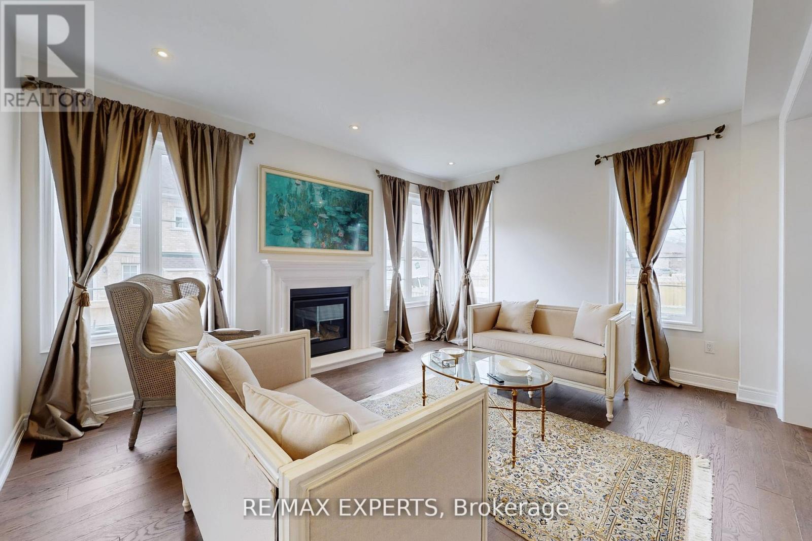 167 Frederick Pearson Street, East Gwillimbury, Ontario  L9N 0Y8 - Photo 4 - N12726880