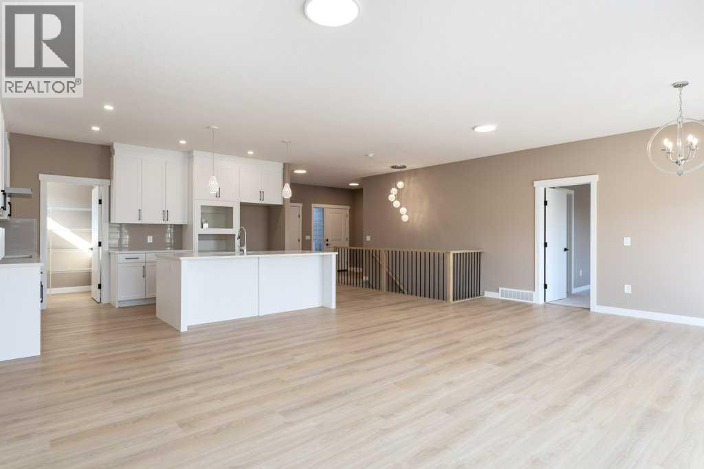 214 Monterey Bay Se, High River, Alberta  T1V 0J7 - Photo 12 - A2239242