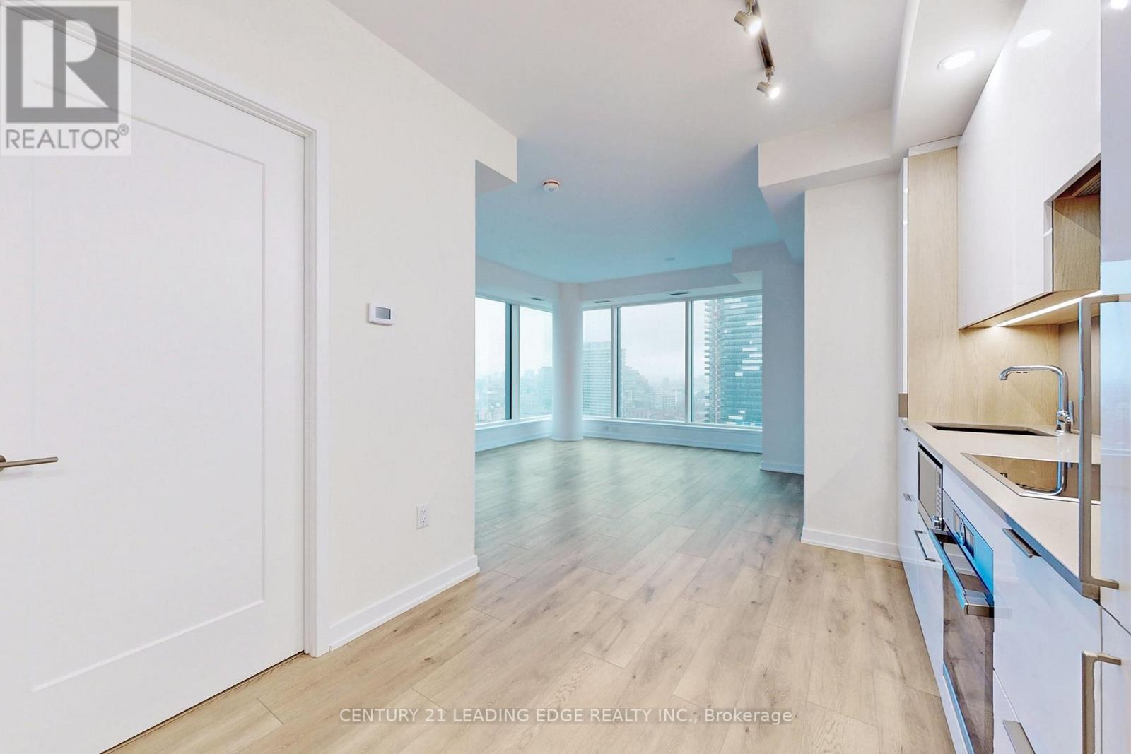 2407 - 28 Freeland Street, Toronto, Ontario  M5E 0E3 - Photo 10 - C12726876