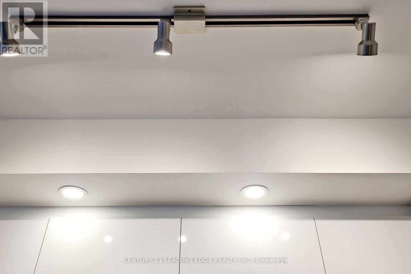 2407 - 28 Freeland Street, Toronto, Ontario  M5E 0E3 - Photo 12 - C12726876