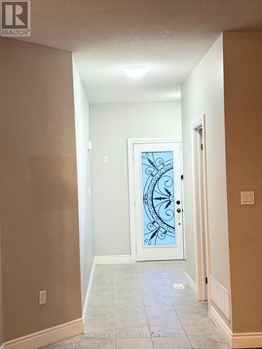 Main - 1417 Sheldon Street, Innisfil, Ontario  L9S 0H8 - Photo 6 - N12726860