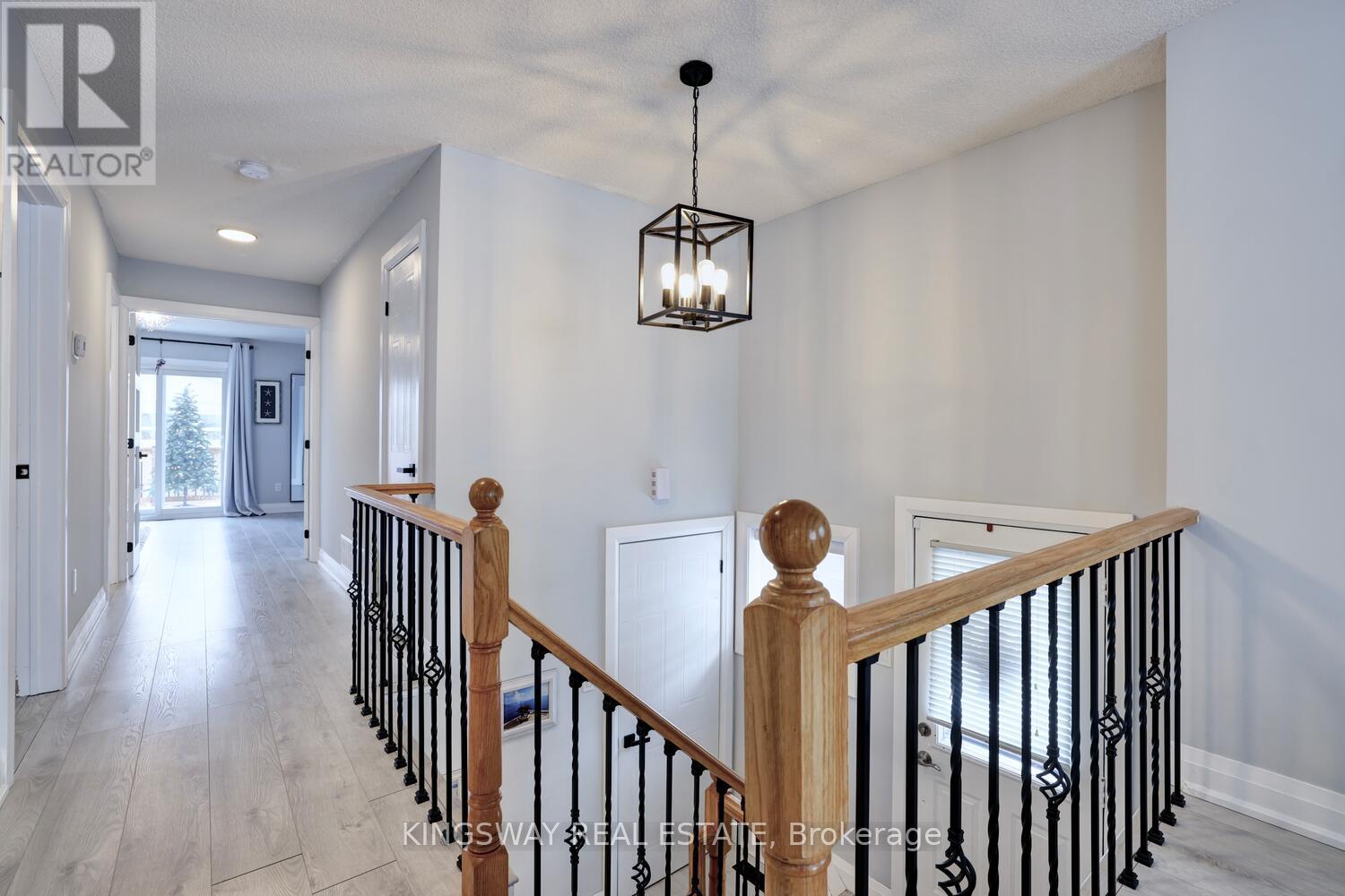 72 Donald Crescent, Wasaga Beach, Ontario  L9Z 1E3 - Photo 3 - S12726108