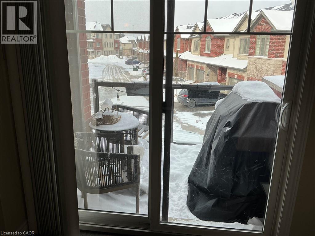 12 Egleston Lane, Ancaster, Ontario  L9G 0G7 - Photo 4 - 40800644