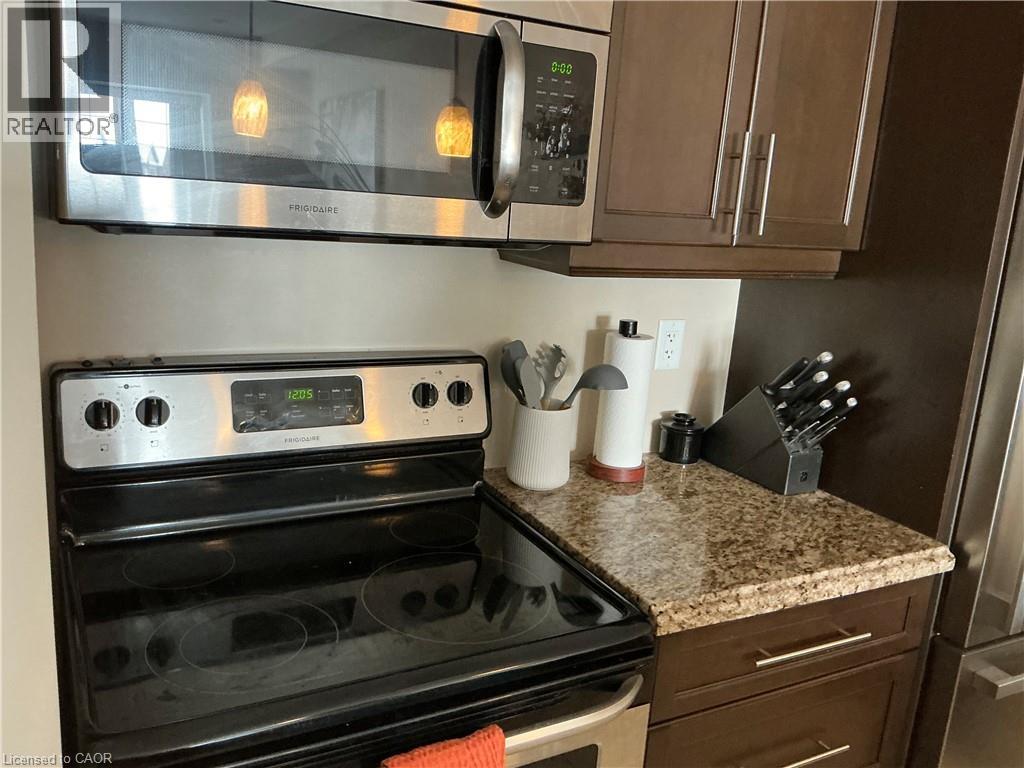 12 Egleston Lane, Ancaster, Ontario  L9G 0G7 - Photo 5 - 40800644